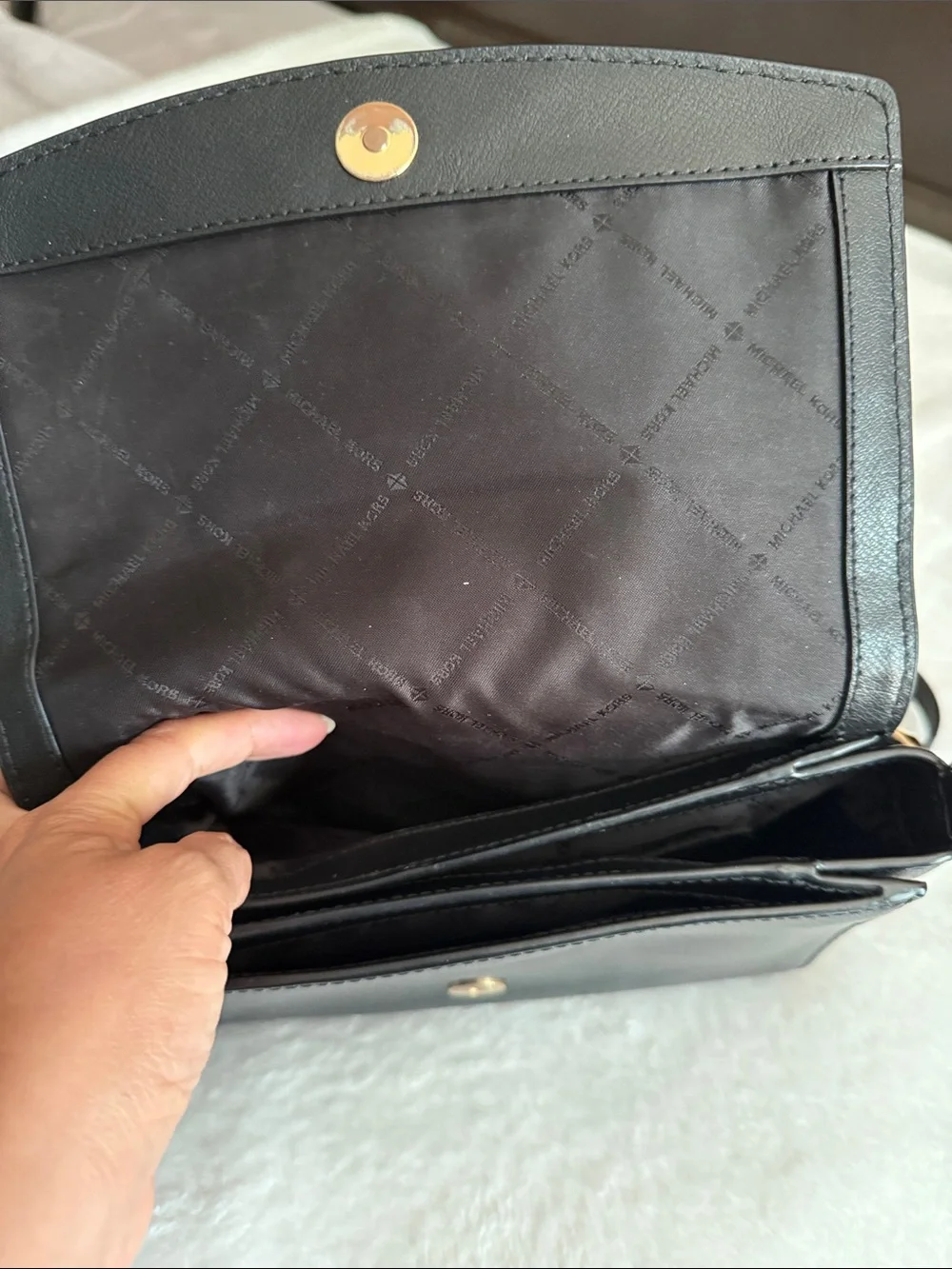 Michael Kors compact michael